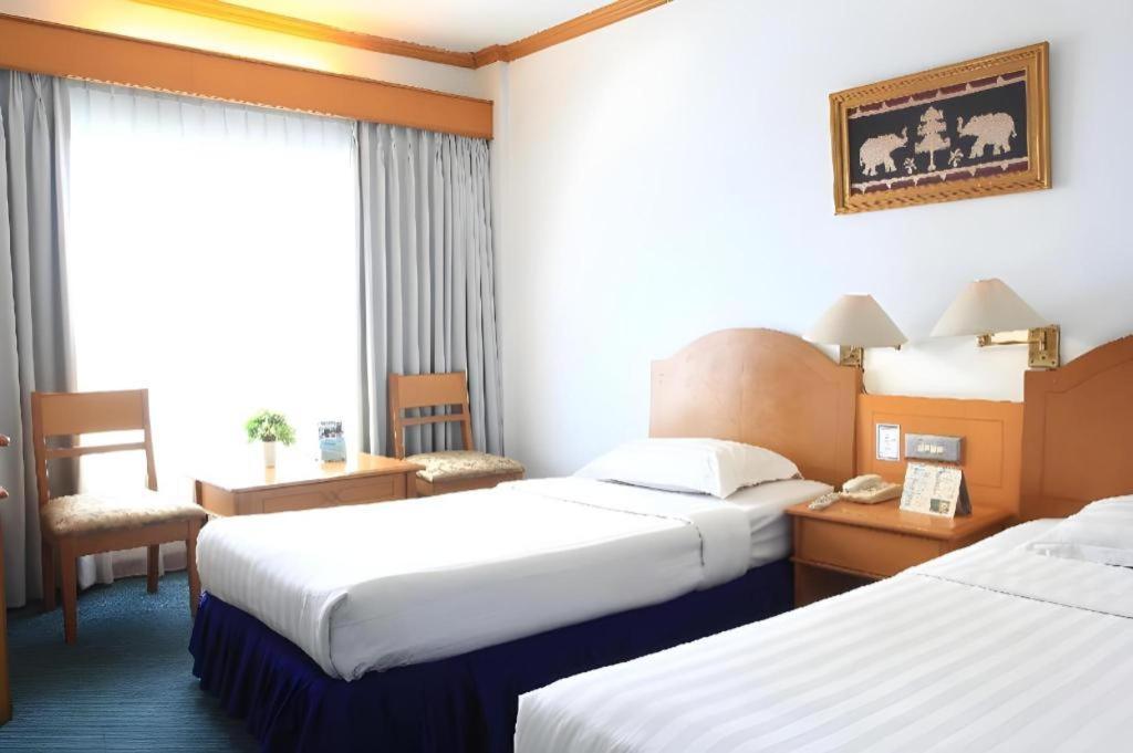 Hotel Marcopolo Μπαντάρ Λαμπούνγκ Εξωτερικό φωτογραφία