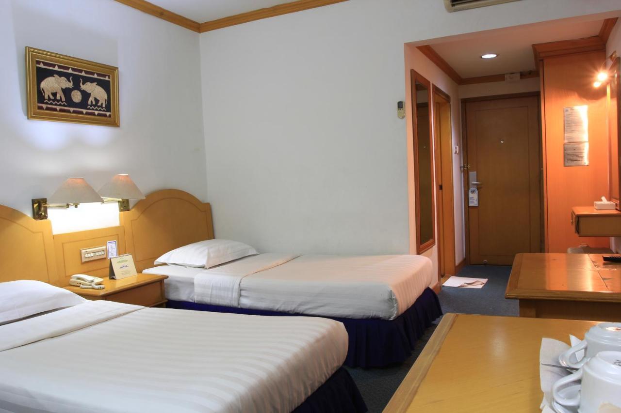 Hotel Marcopolo Μπαντάρ Λαμπούνγκ Εξωτερικό φωτογραφία