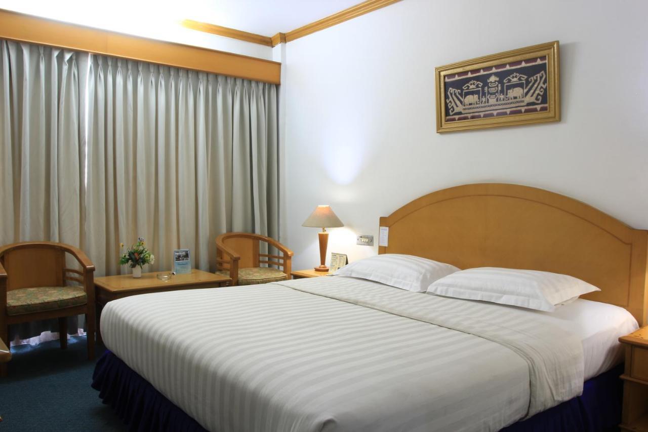 Hotel Marcopolo Μπαντάρ Λαμπούνγκ Εξωτερικό φωτογραφία